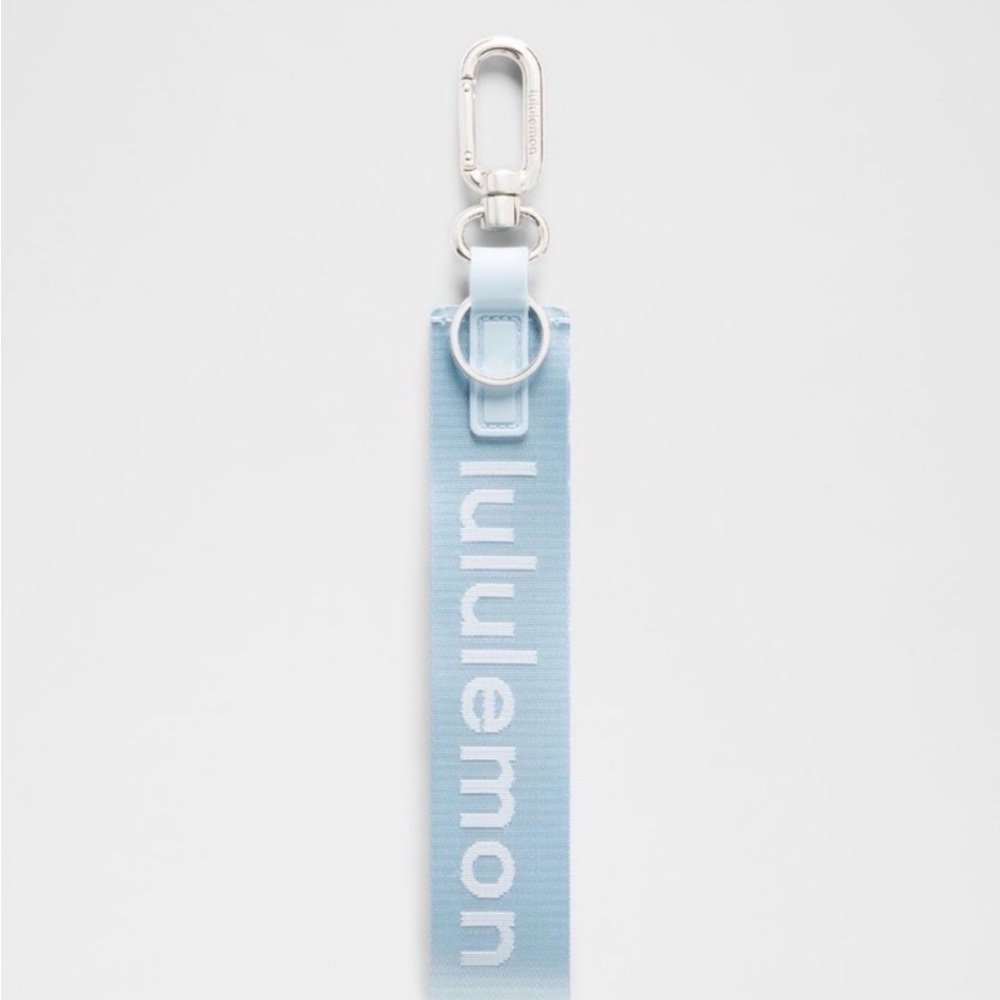 lululemon athletica Light Blue and White Key Strap Key & Card Holder - Picture 1 of 2